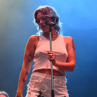 tove lo BSF 2019 66824474_2855735947778197_1387559128196239119_n-VmtkVupS.jpg